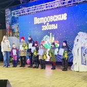 Семейный фестиваль «Петровские забавы»